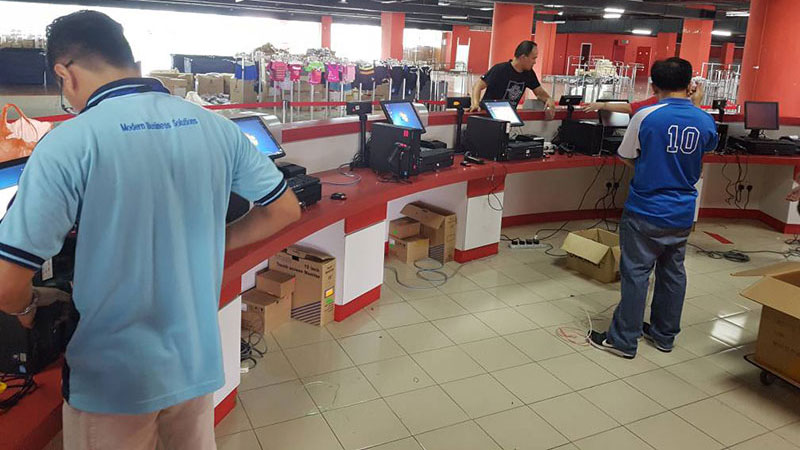 Warehouse Sale Kids Clothing POS Rental 1